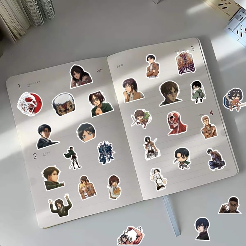 60 Pezzi Adesivi Anime Attack  - Laptop Accessories Diy recensione e prezzo