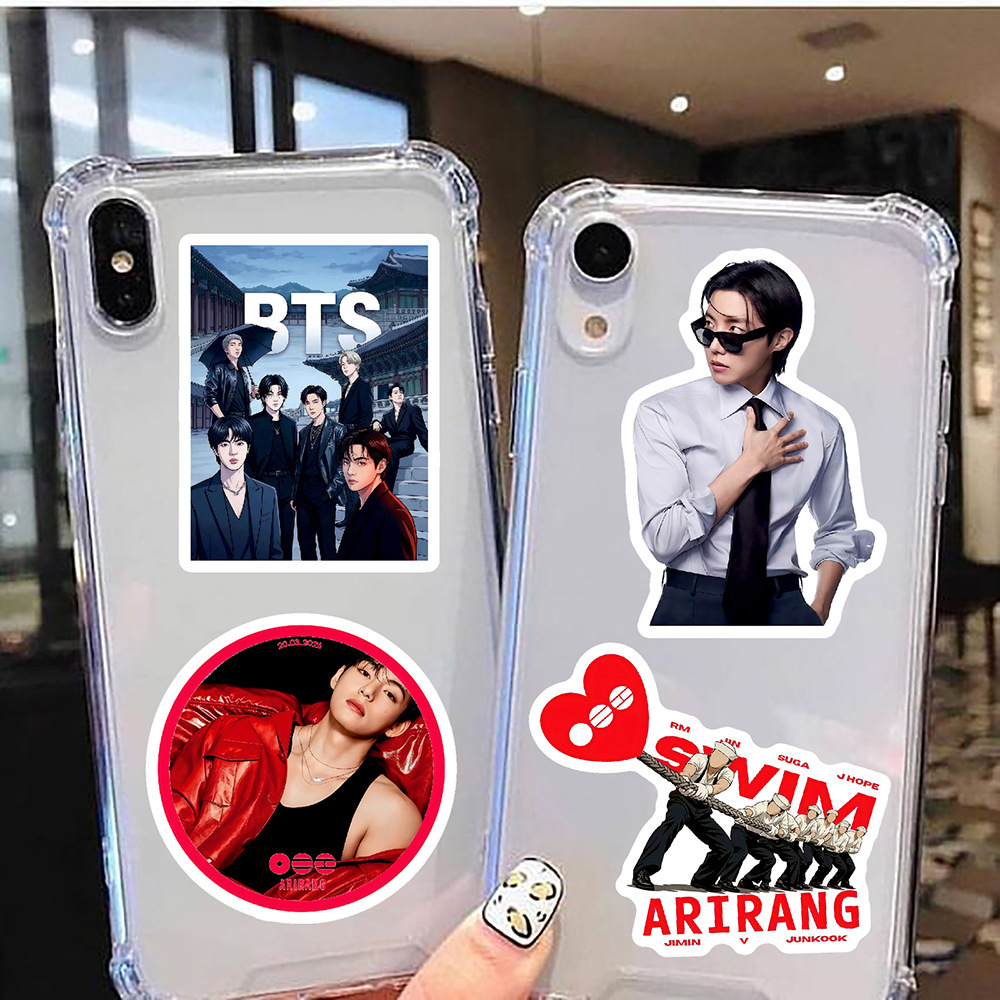 Adesivi BTS K-pop Boy Group 50 - Laptop Accessories Diy recensione e prezzo